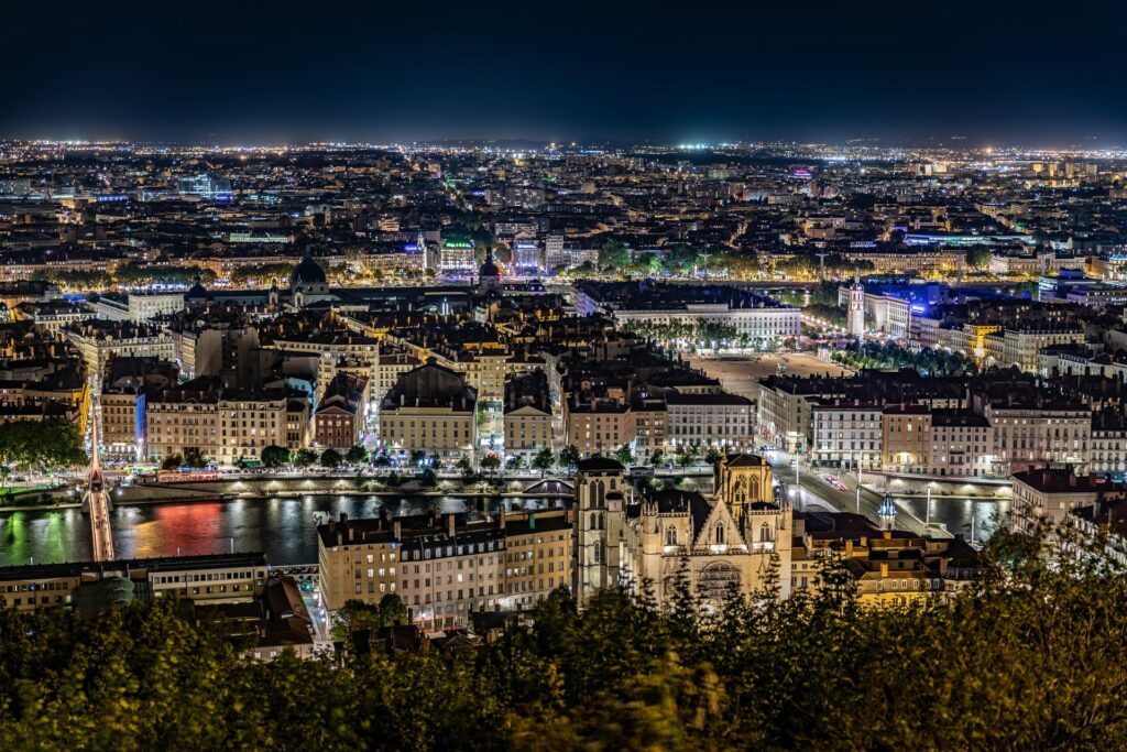 Déménager de Paris à Lyon sans voiture